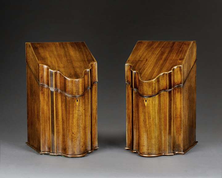 A PAIR OF SHERATON MAHOGANY CUTLERY BOXES